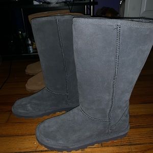 BearPaw boots